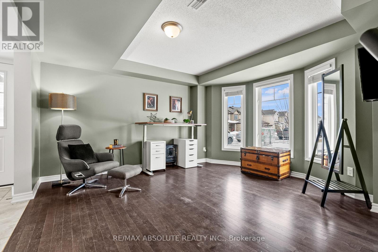 98 Brisote Lane, Ottawa, Ontario  K2S 0V4 - Photo 13 - X12924208