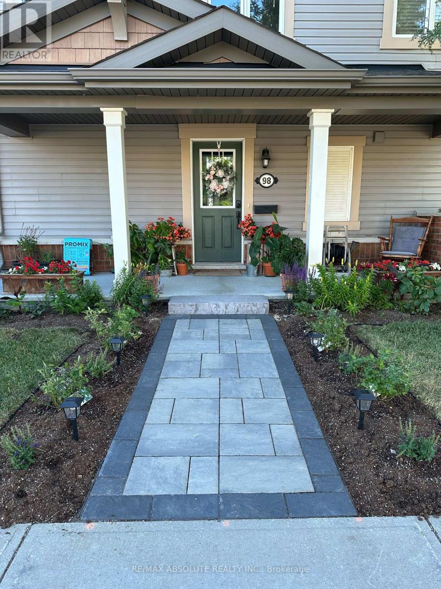 98 Brisote Lane, Ottawa, Ontario  K2S 0V4 - Photo 4 - X12924208