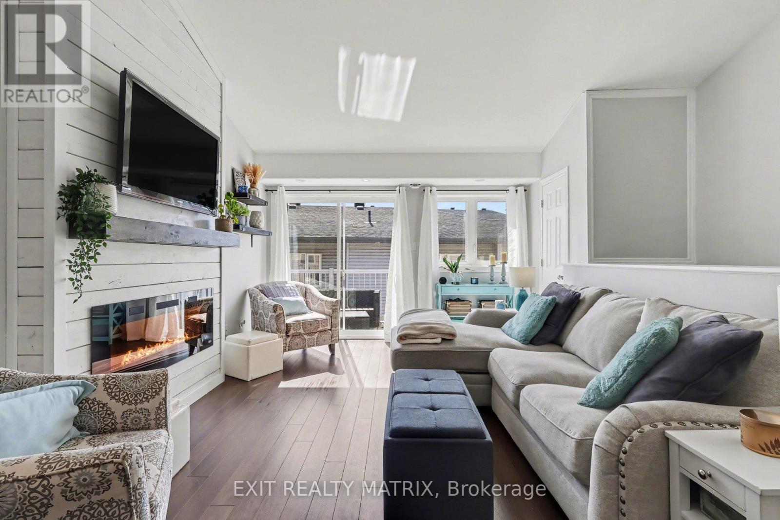 2 - 1238 Marenger Street, Ottawa, Ontario  K1C 1S2 - Photo 6 - X12924220