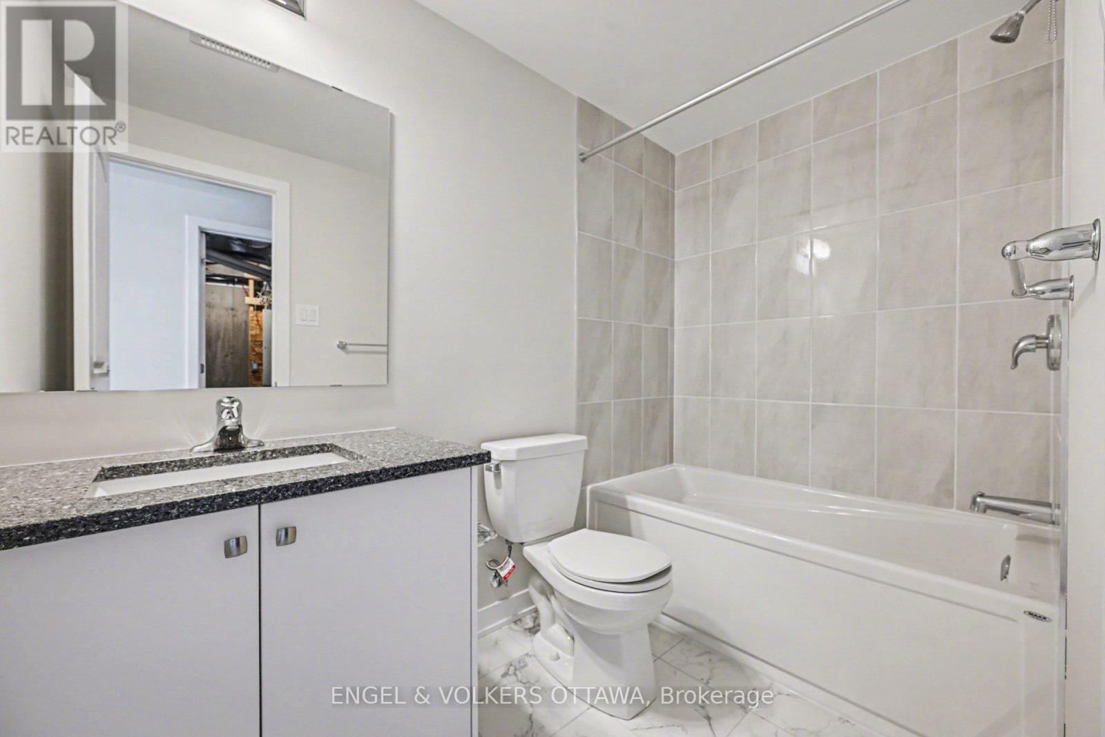 748 Tincture Place, Ottawa, Ontario  K2K 1X7 - Photo 12 - X12924234