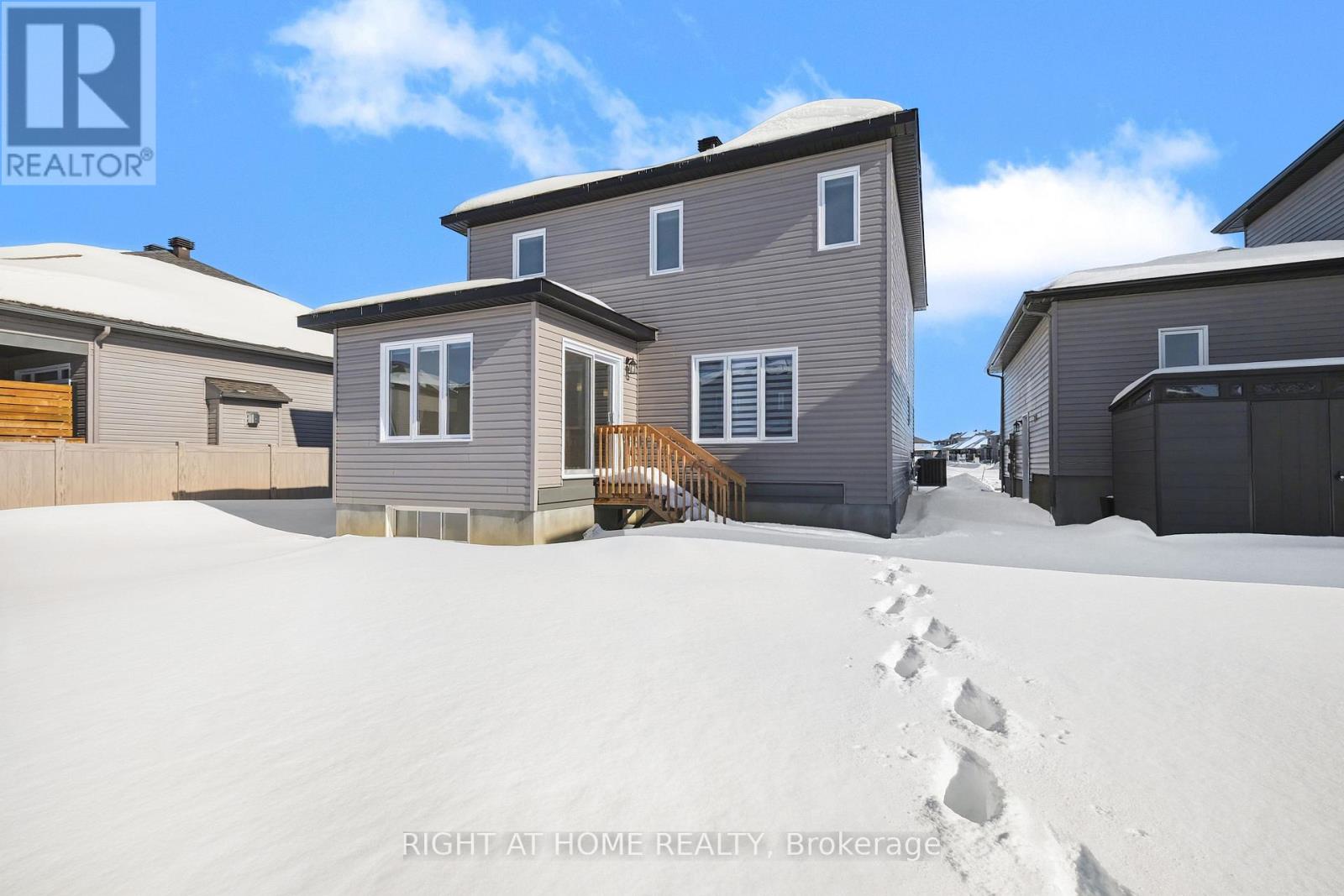 429 Aurora Street, Russell, Ontario  K4R 0L3 - Photo 30 - X12924266