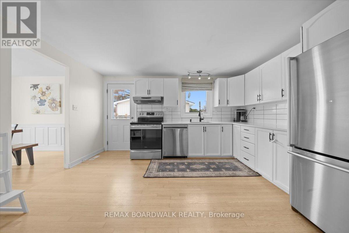 373 Hatfield Crescent, Ottawa, Ontario  K1E 1M6 - Photo 16 - X12924286