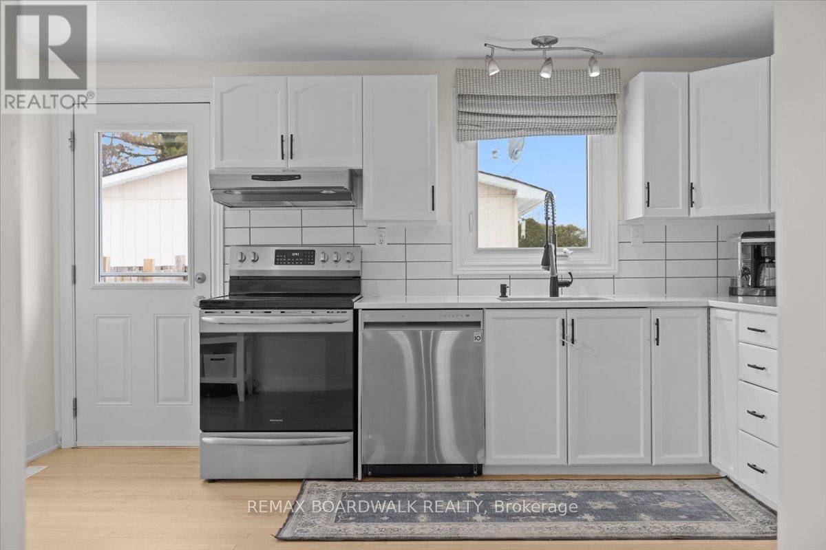 373 Hatfield Crescent, Ottawa, Ontario  K1E 1M6 - Photo 19 - X12924286