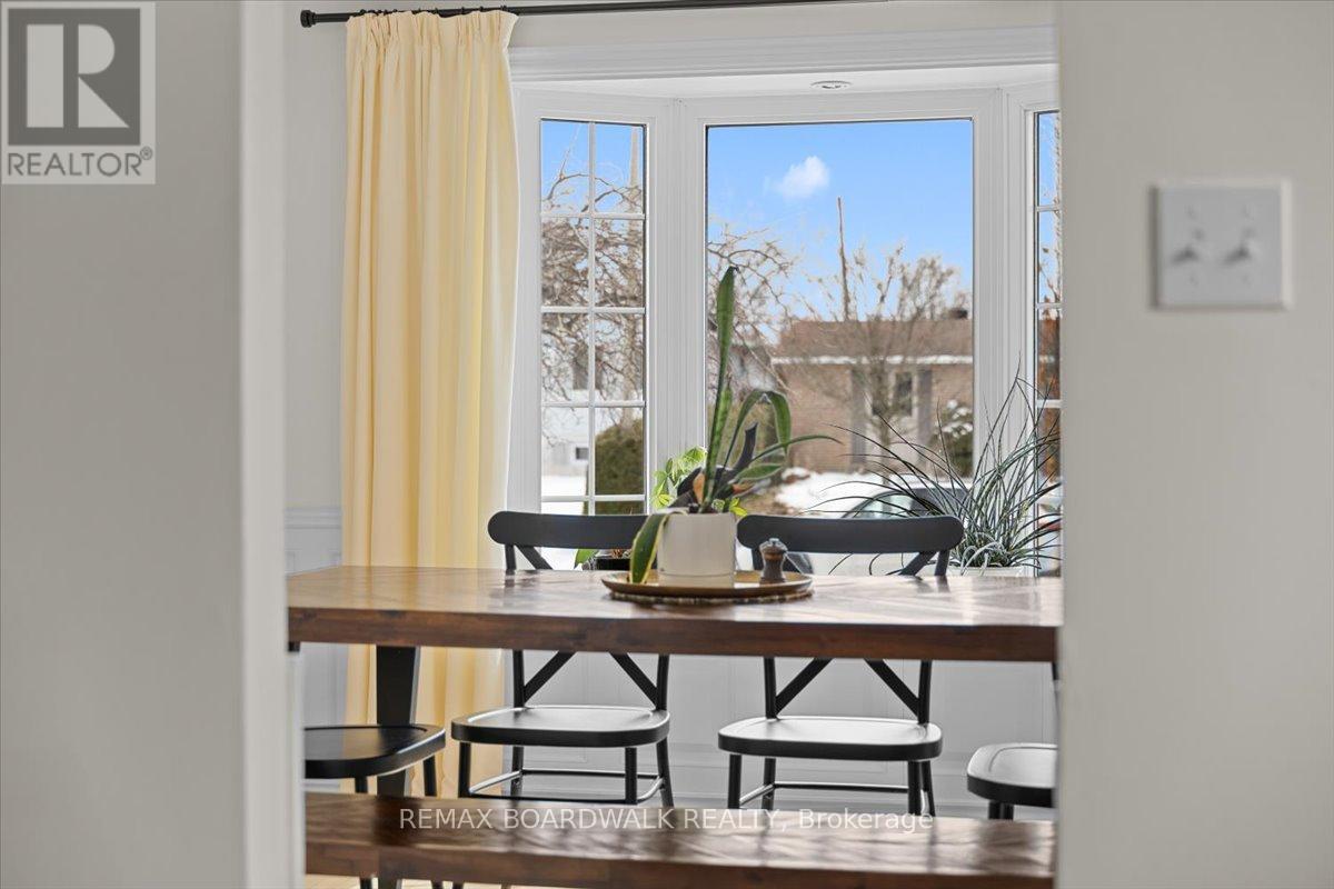 373 Hatfield Crescent, Ottawa, Ontario  K1E 1M6 - Photo 20 - X12924286