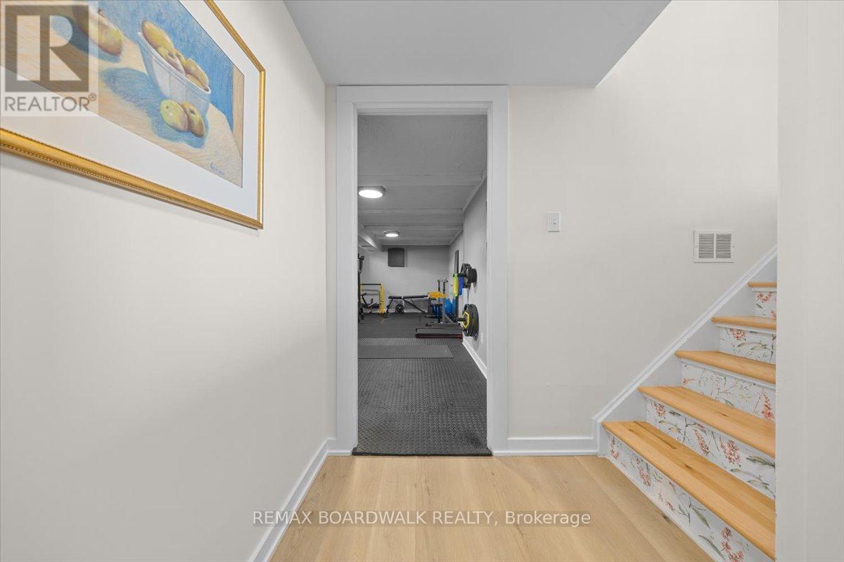 373 Hatfield Crescent, Ottawa, Ontario  K1E 1M6 - Photo 35 - X12924286