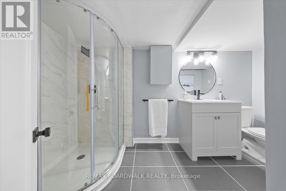 373 Hatfield Crescent, Ottawa, Ontario  K1E 1M6 - Photo 40 - X12924286