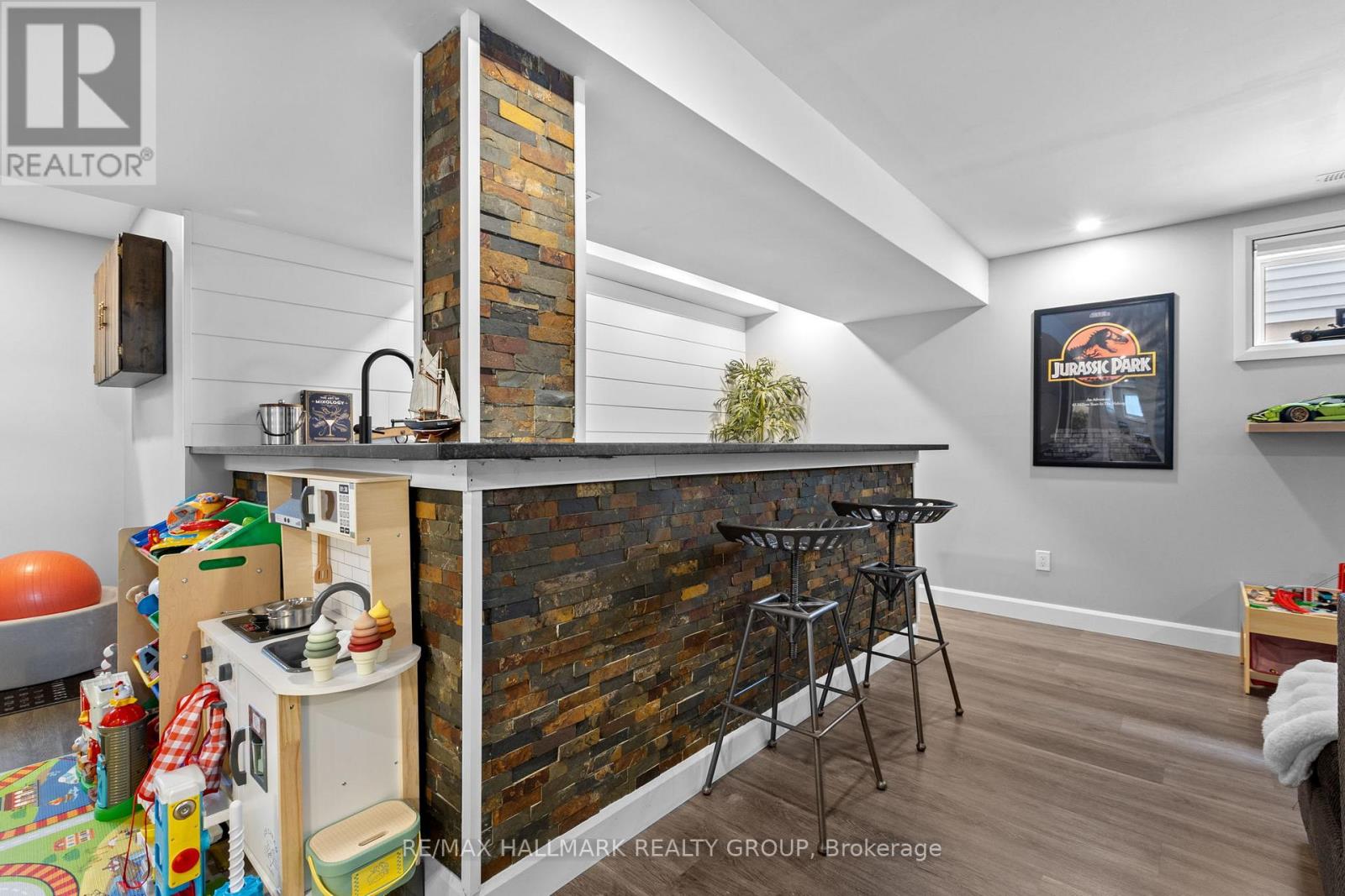 254 Pioneer Road, Russell, Ontario  K4R 0E1 - Photo 22 - X12924300