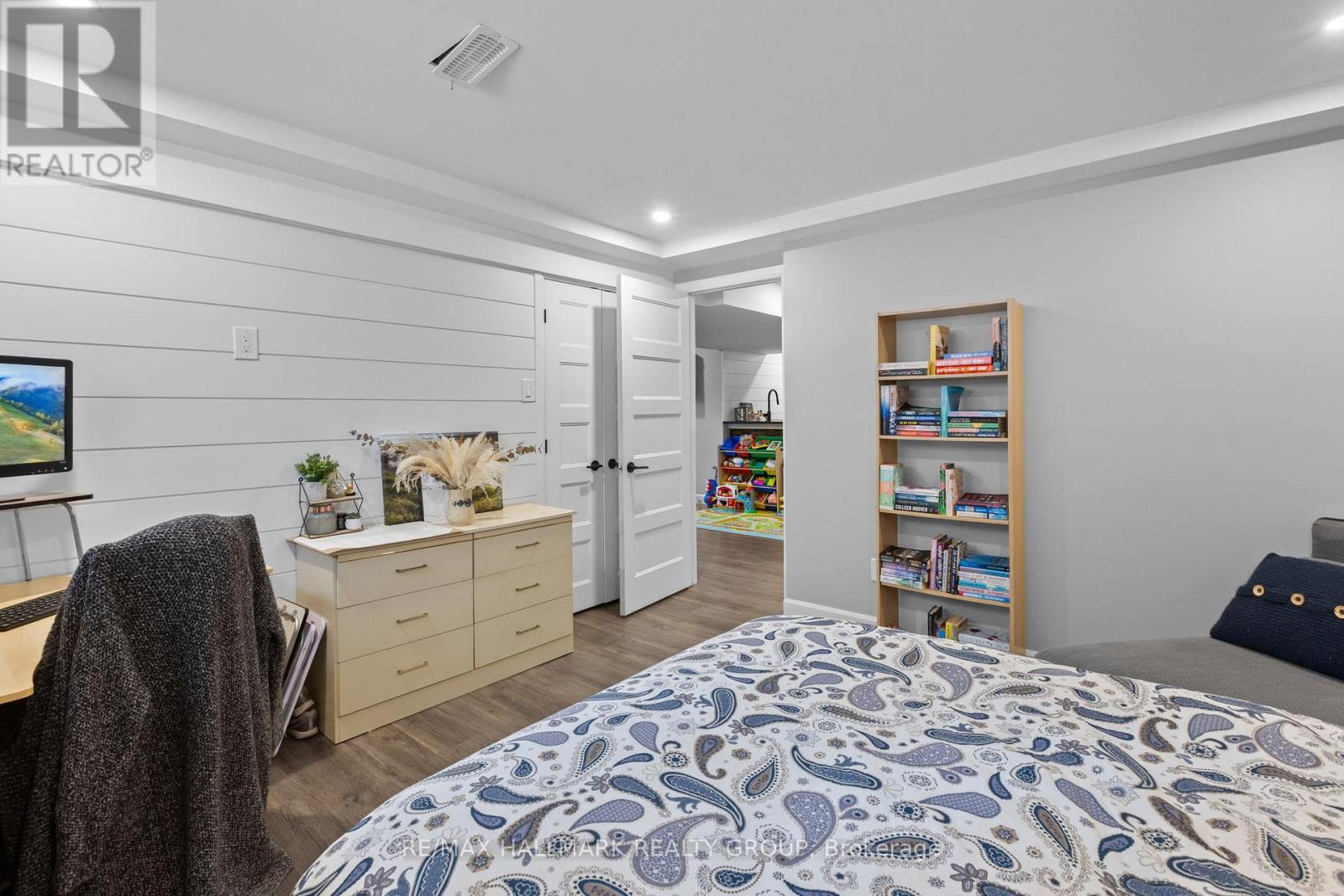 254 Pioneer Road, Russell, Ontario  K4R 0E1 - Photo 25 - X12924300