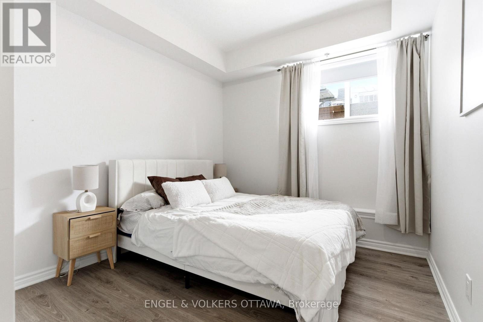 808 Kiniw Private, Ottawa, Ontario  K1K 5A4 - Photo 13 - X12924394