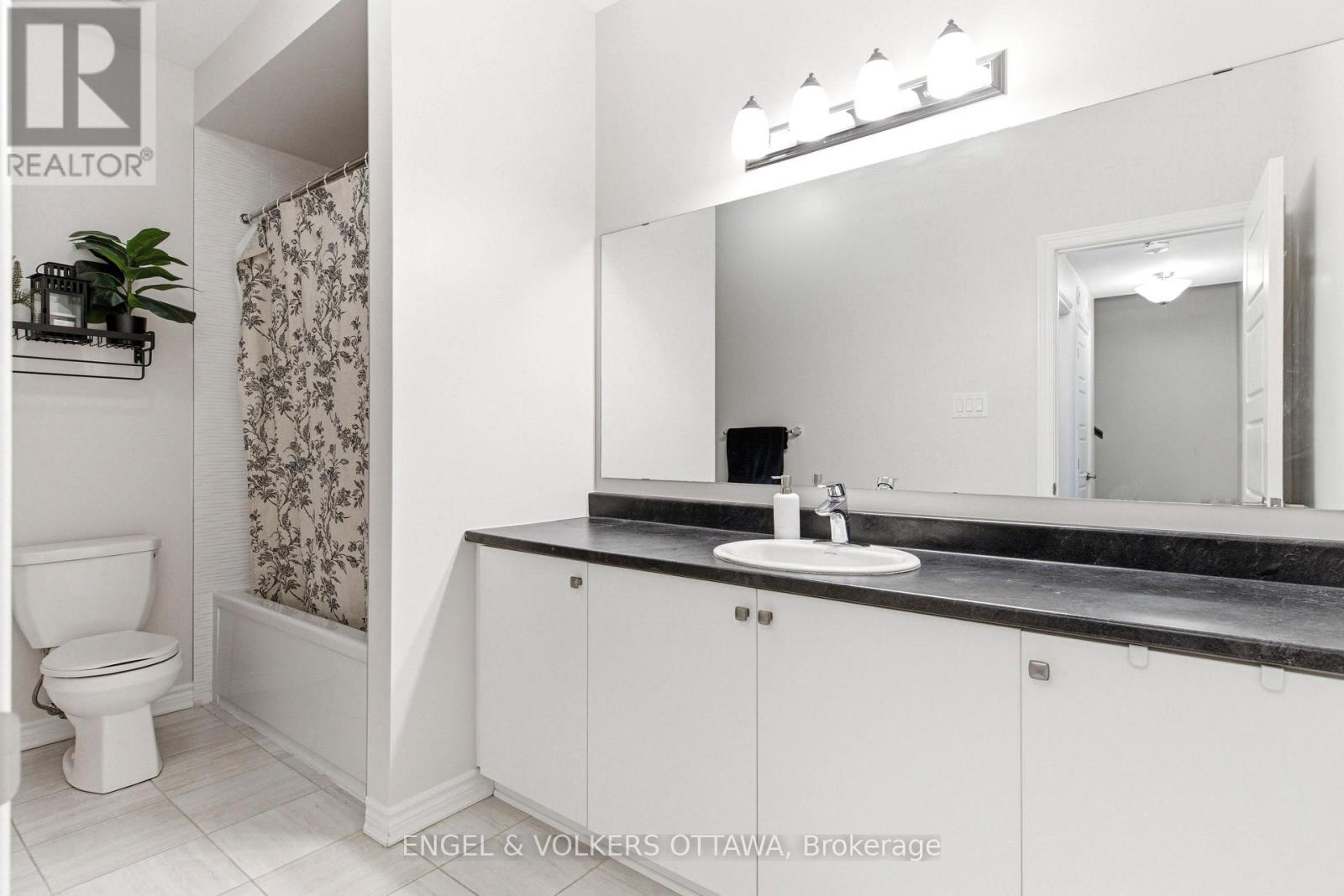 808 Kiniw Private, Ottawa, Ontario  K1K 5A4 - Photo 16 - X12924394