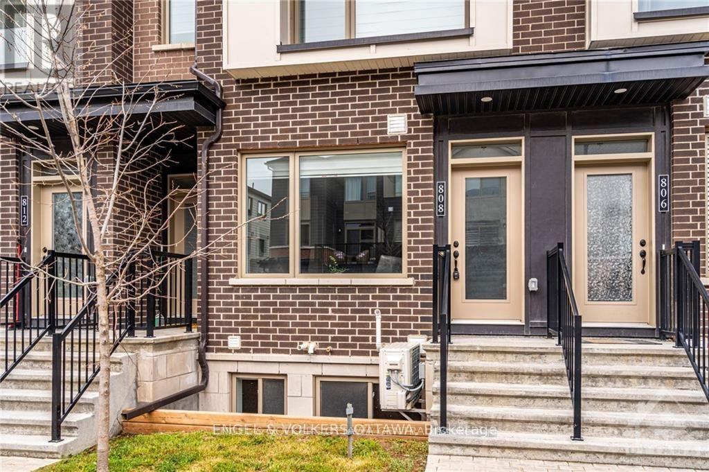 808 Kiniw Private, Ottawa, Ontario  K1K 5A4 - Photo 2 - X12924394