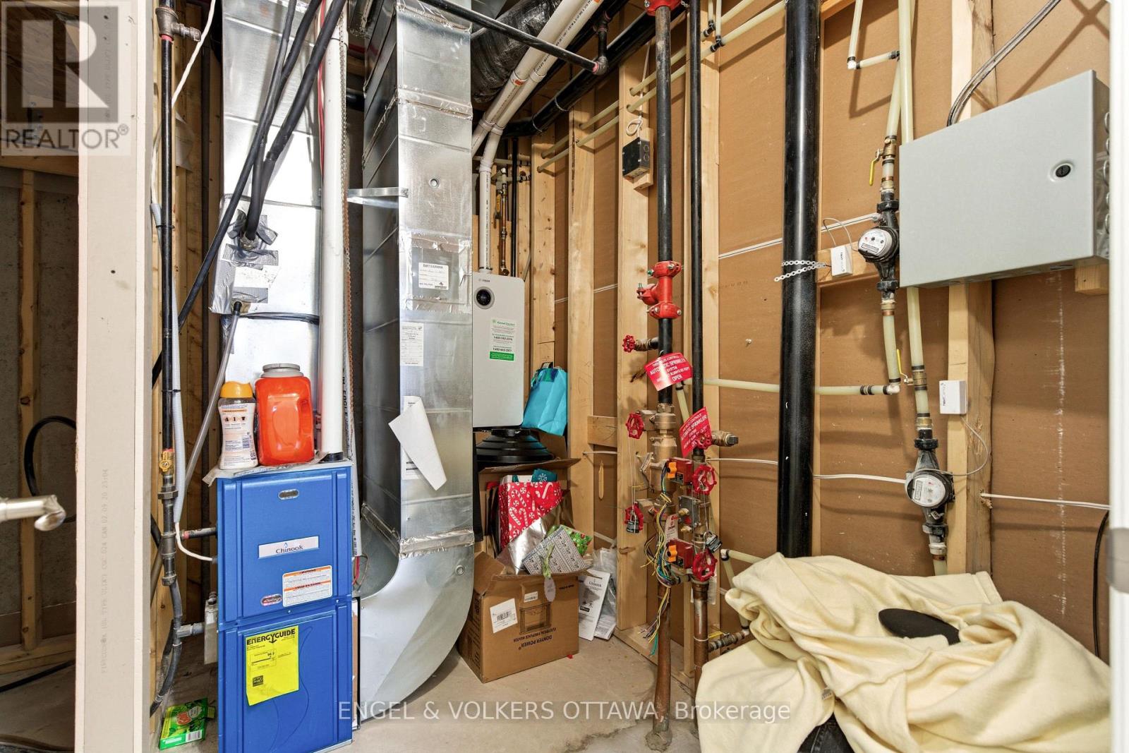 808 Kiniw Private, Ottawa, Ontario  K1K 5A4 - Photo 23 - X12924394