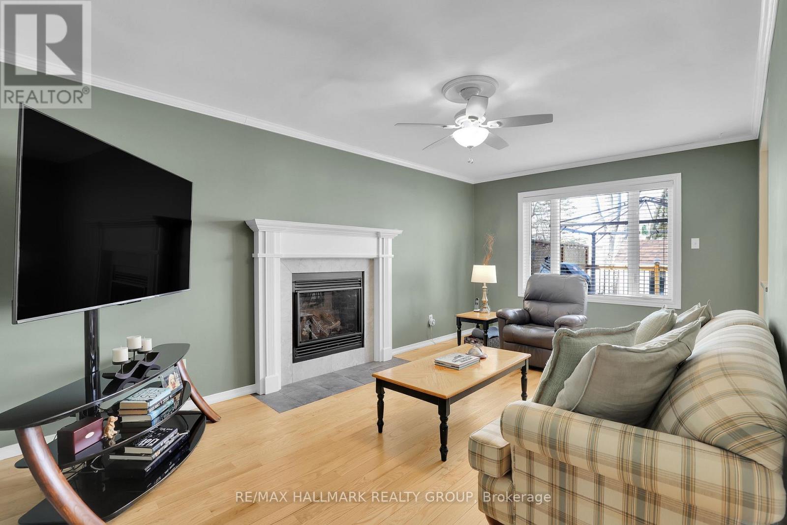 1589 Champneuf Drive, Ottawa, Ontario  K1C 6B6 - Photo 18 - X12924402