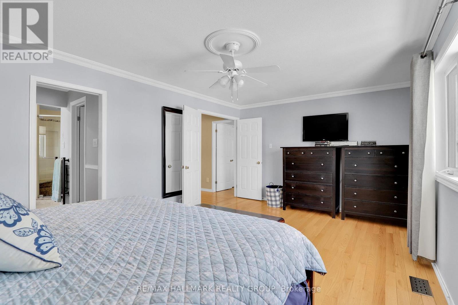 1589 Champneuf Drive, Ottawa, Ontario  K1C 6B6 - Photo 24 - X12924402