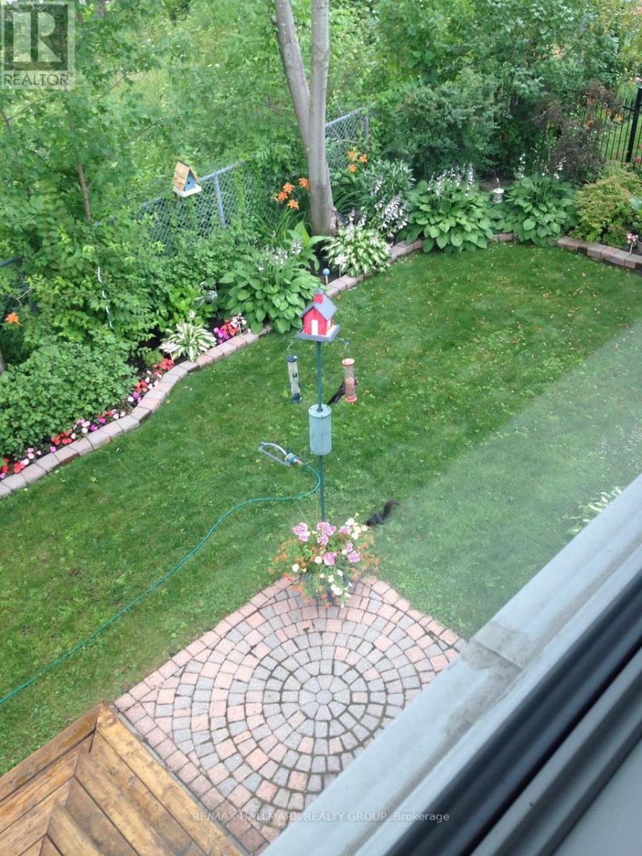 1589 Champneuf Drive, Ottawa, Ontario  K1C 6B6 - Photo 41 - X12924402