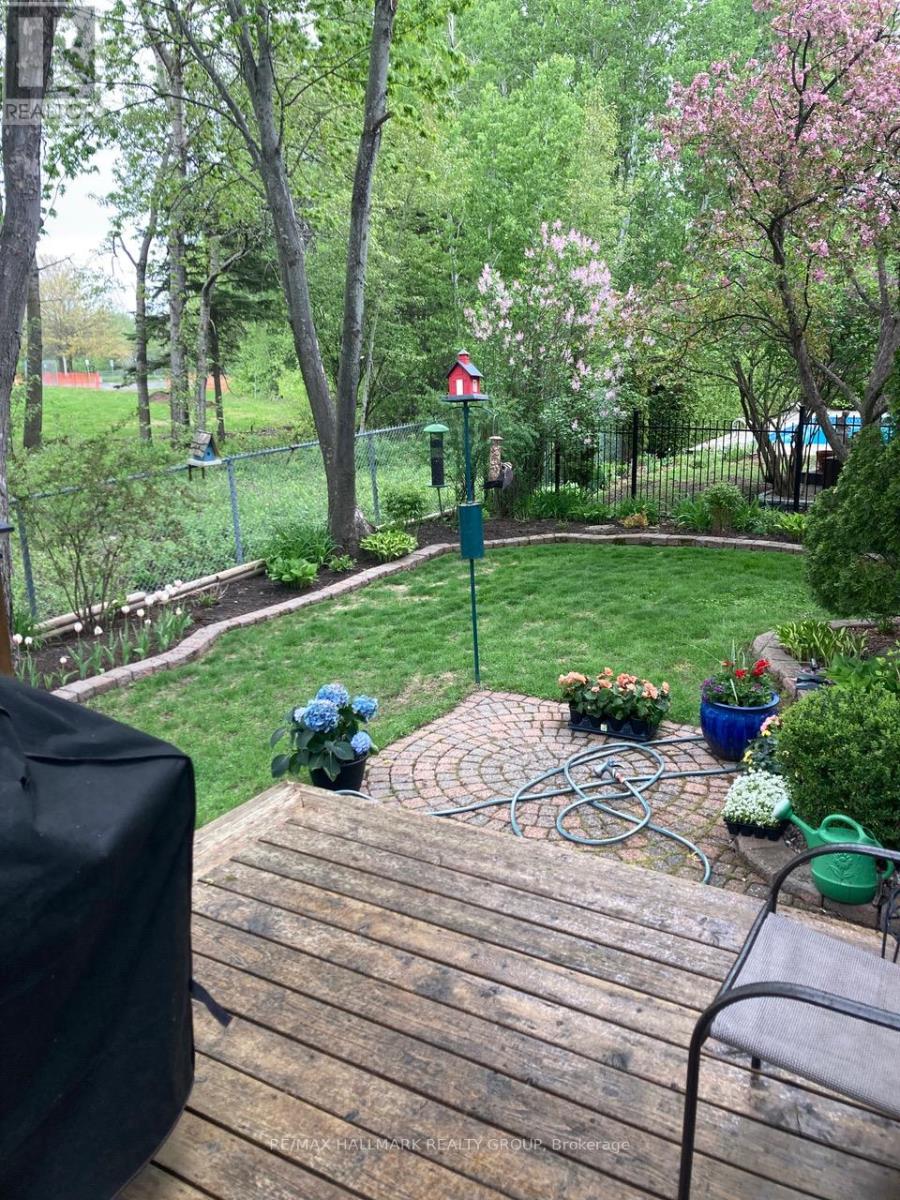 1589 Champneuf Drive, Ottawa, Ontario  K1C 6B6 - Photo 42 - X12924402