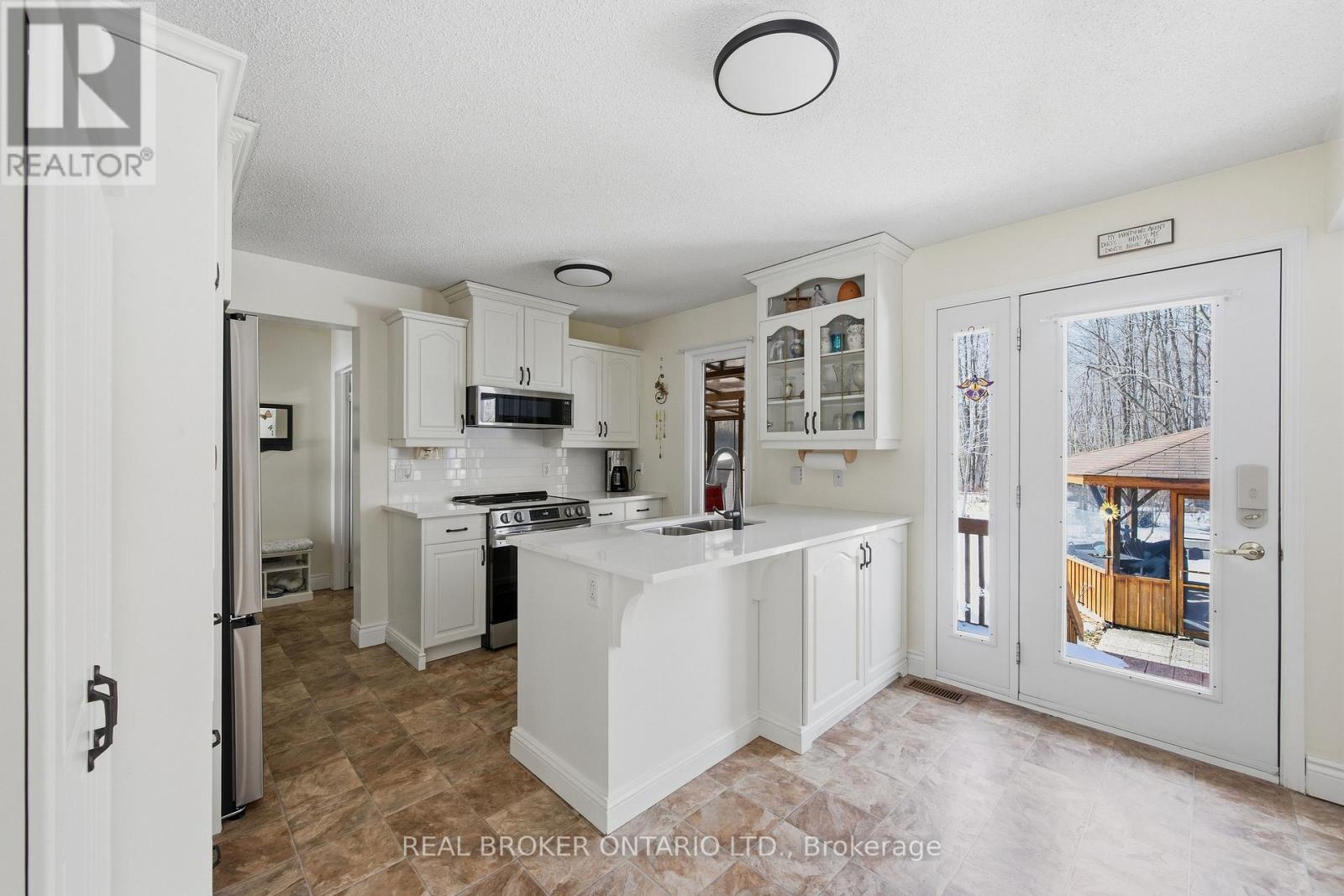 189 Maple Grove Street, The Nation, Ontario  K0A 1W0 - Photo 10 - X12924404