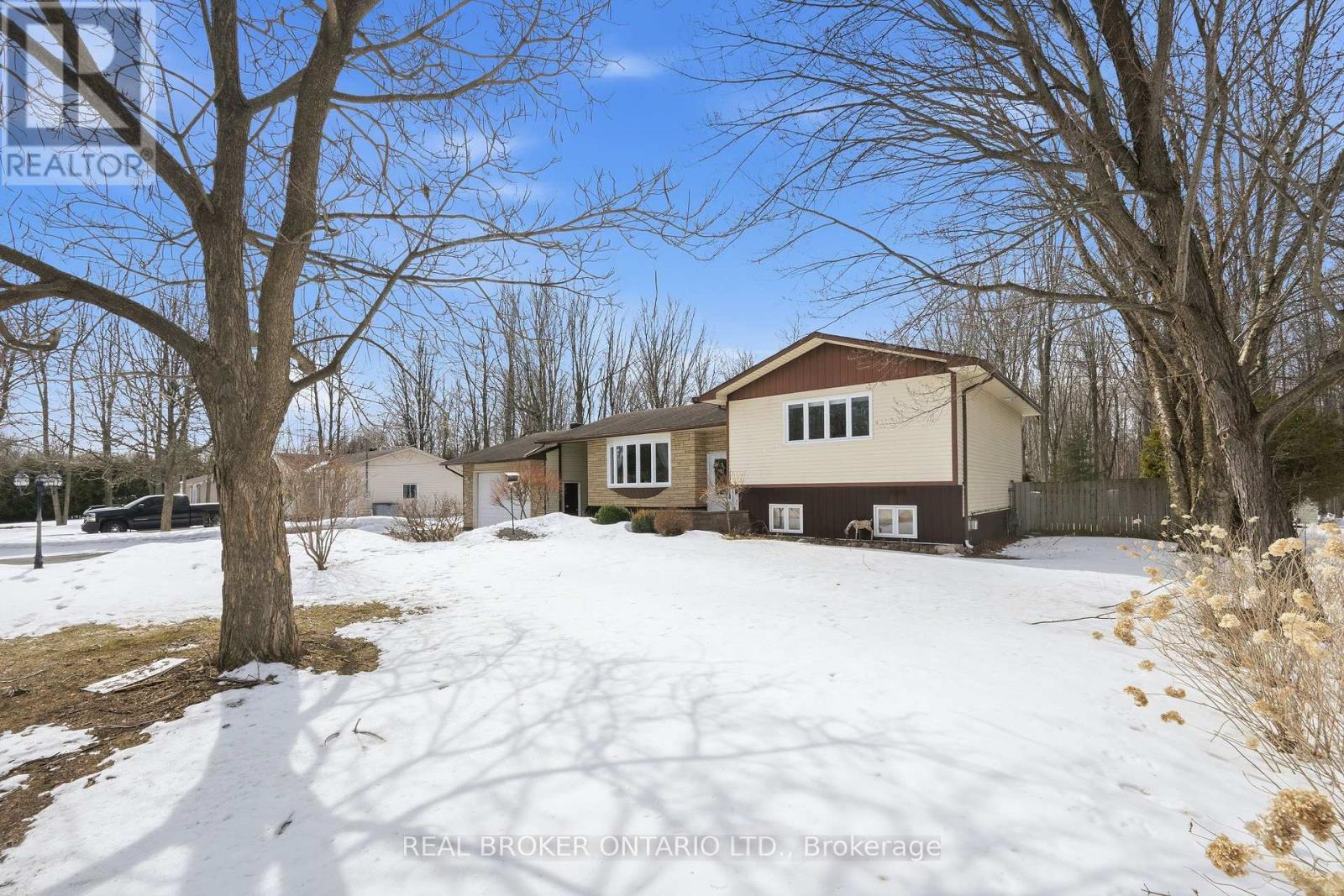 189 Maple Grove Street, The Nation, Ontario  K0A 1W0 - Photo 2 - X12924404