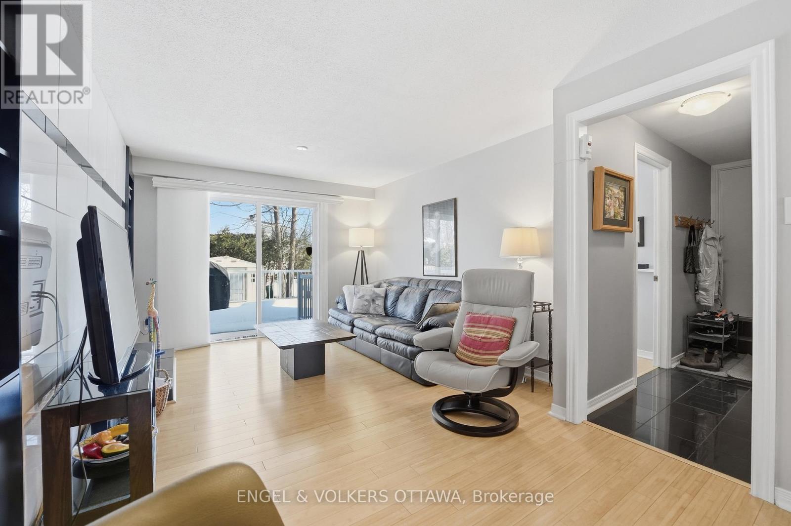 113 Benlea Drive, Ottawa, Ontario  K2G 3V3 - Photo 24 - X12924408