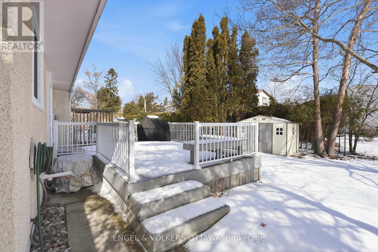 113 Benlea Drive, Ottawa, Ontario  K2G 3V3 - Photo 40 - X12924408