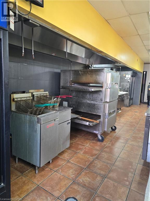 18 Market Street Unit# B, Brantford, Ontario  N3T 2Z5 - Photo 2 - 40814469