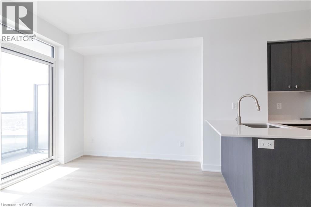 25 Wellington Street S Unit# 1701, Kitchener, Ontario  N2G 0G5 - Photo 10 - 40814744