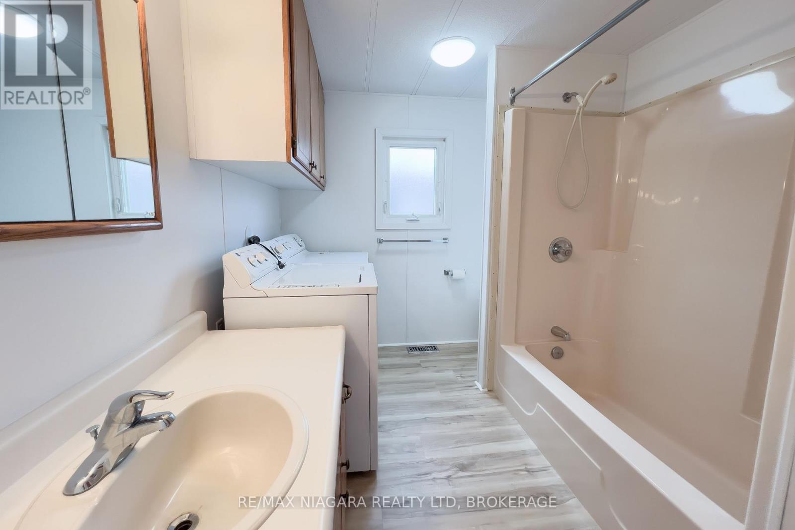 74 - 3033 Townline Road, Fort Erie, Ontario  L0S 1S0 - Photo 10 - X12924144