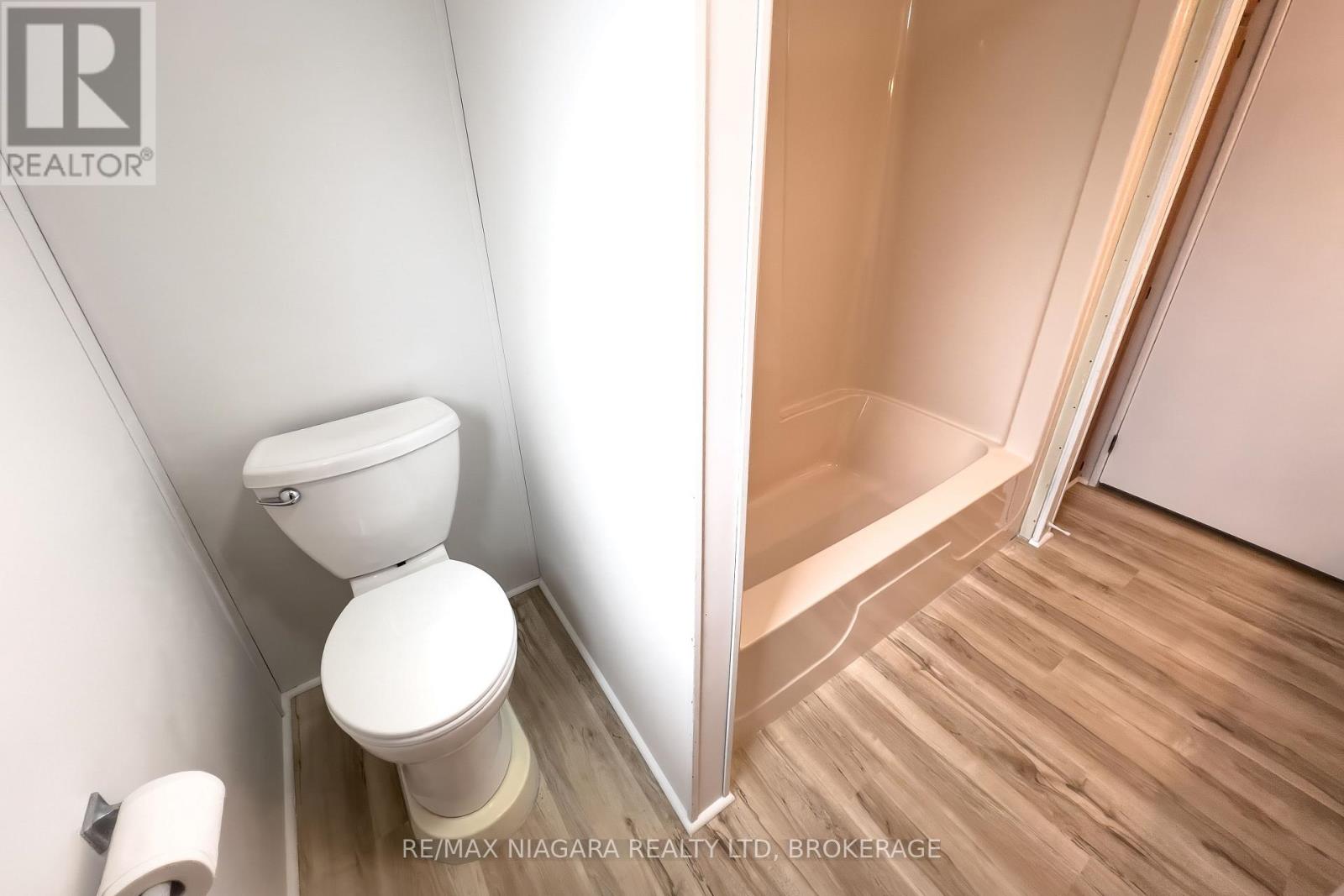 74 - 3033 Townline Road, Fort Erie, Ontario  L0S 1S0 - Photo 11 - X12924144