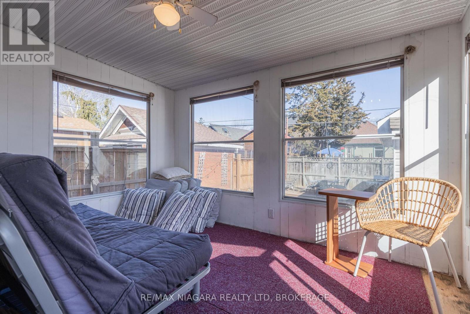 19 Linden Street, St. Catharines, Ontario  L2R 1H4 - Photo 19 - X12924184