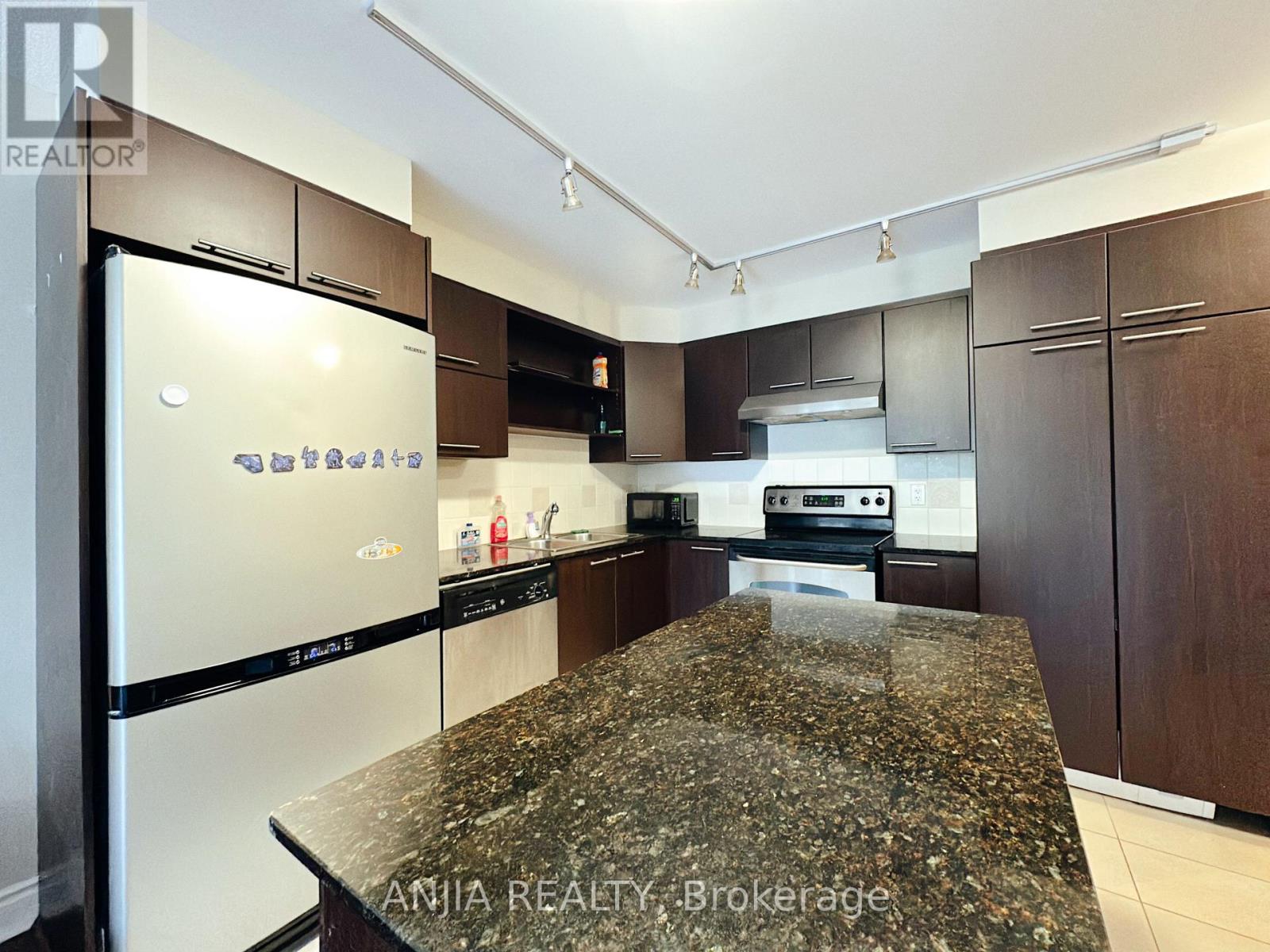 219a - 39 Galleria Parkway, Markham, Ontario  L3T 0A6 - Photo 4 - N12924090
