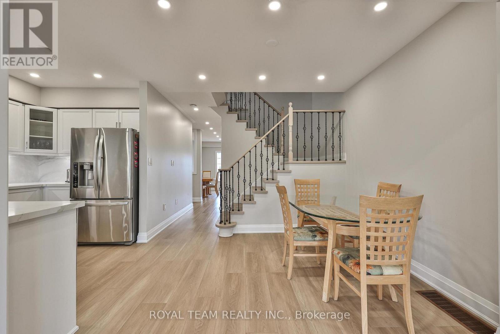 11 Jarrett Court, Vaughan, Ontario  L6A 3W4 - Photo 14 - N12924096