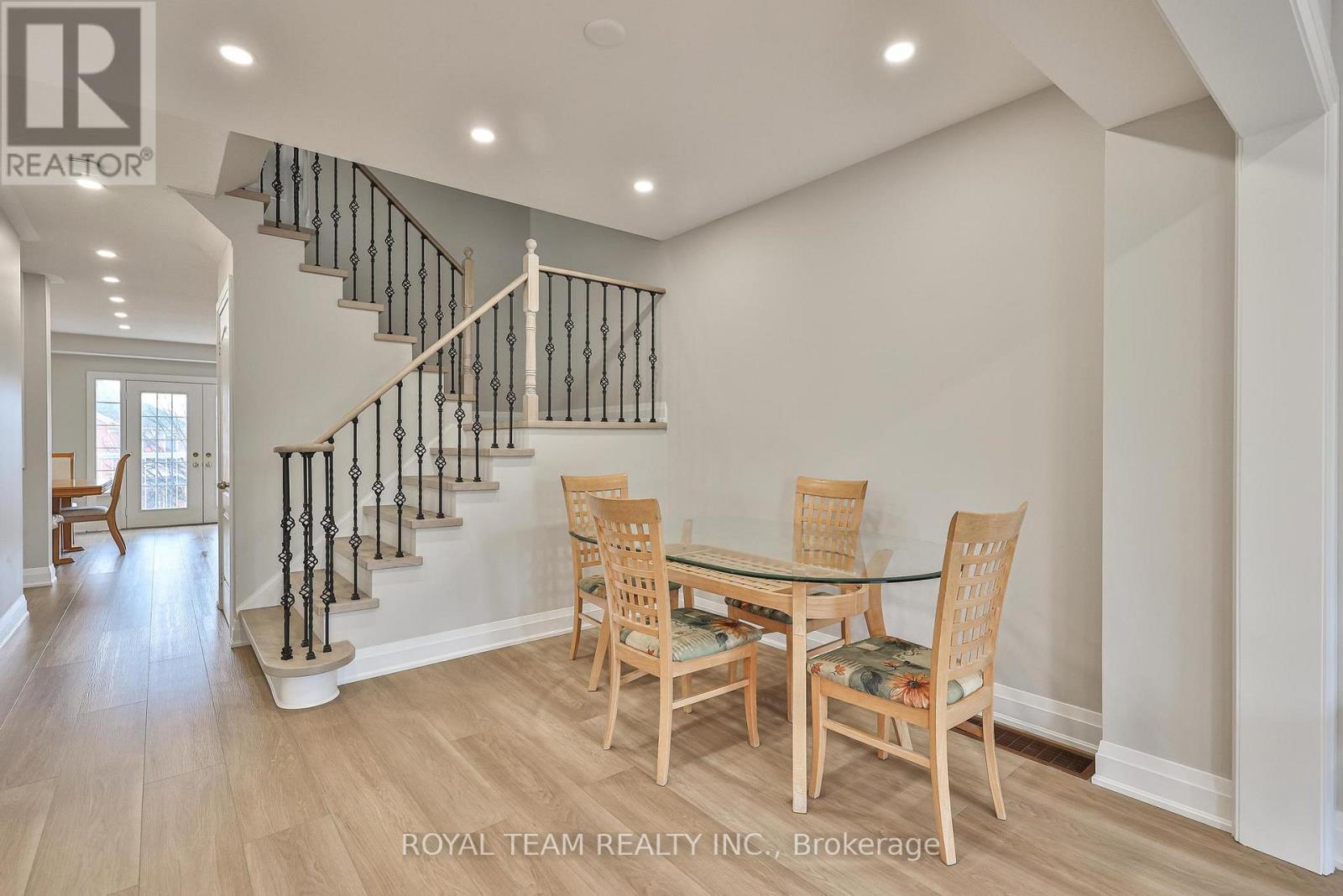 11 Jarrett Court, Vaughan, Ontario  L6A 3W4 - Photo 15 - N12924096