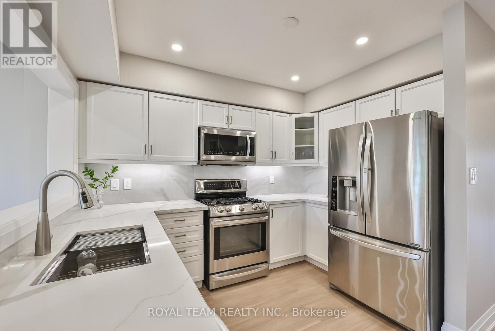 11 Jarrett Court, Vaughan, Ontario  L6A 3W4 - Photo 23 - N12924096