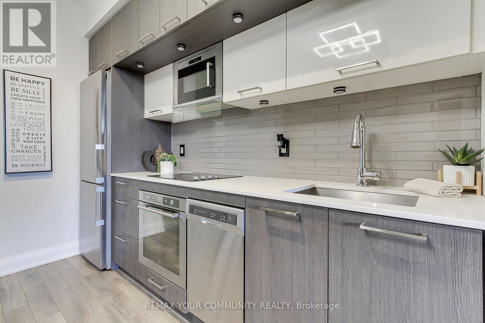 204 - 4800 Highway 7, Vaughan, Ontario  L4L 1H8 - Photo 5 - N12924128