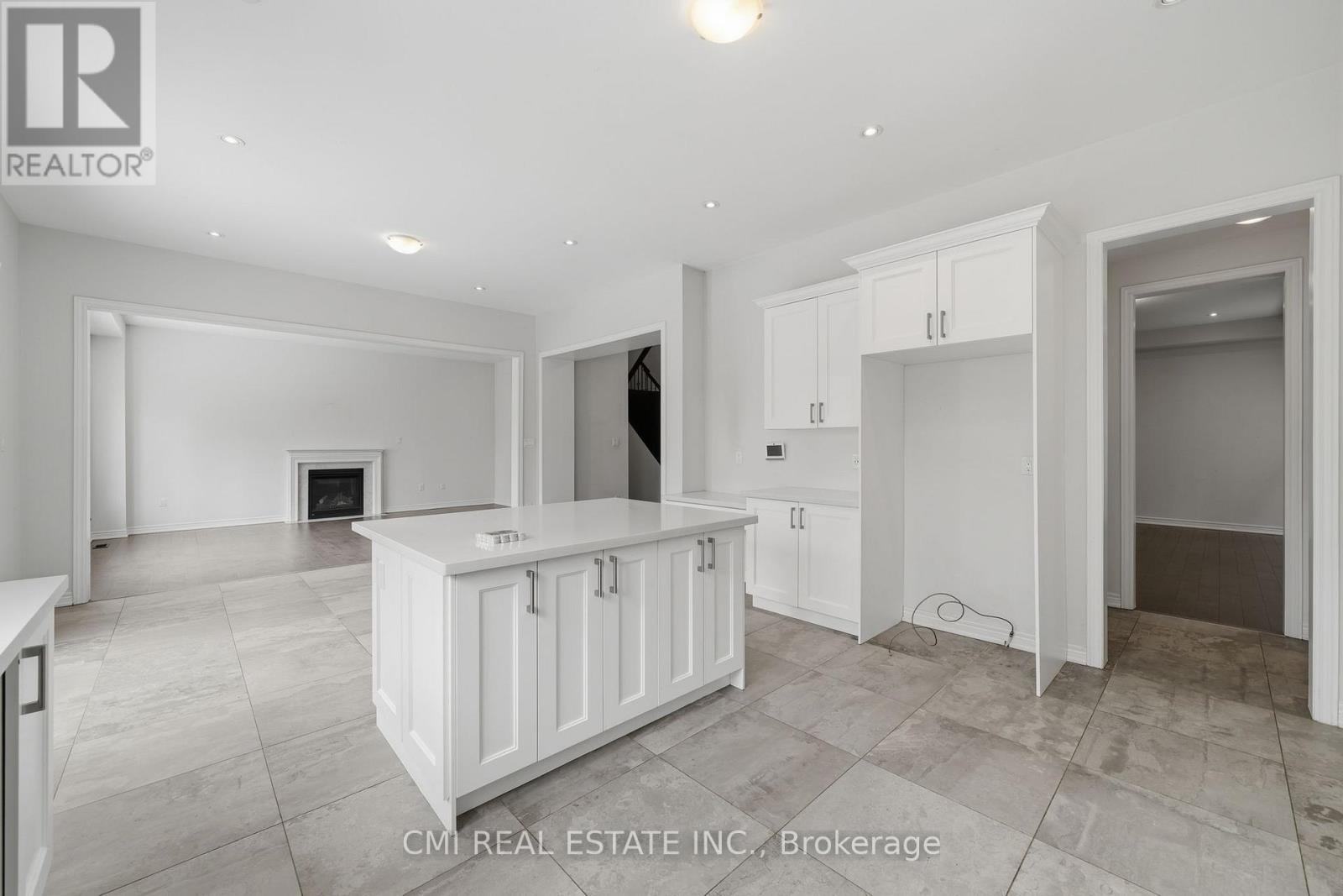 1659 Emberton Way, Innisfil, Ontario  L9S 0N4 - Photo 10 - N12924134