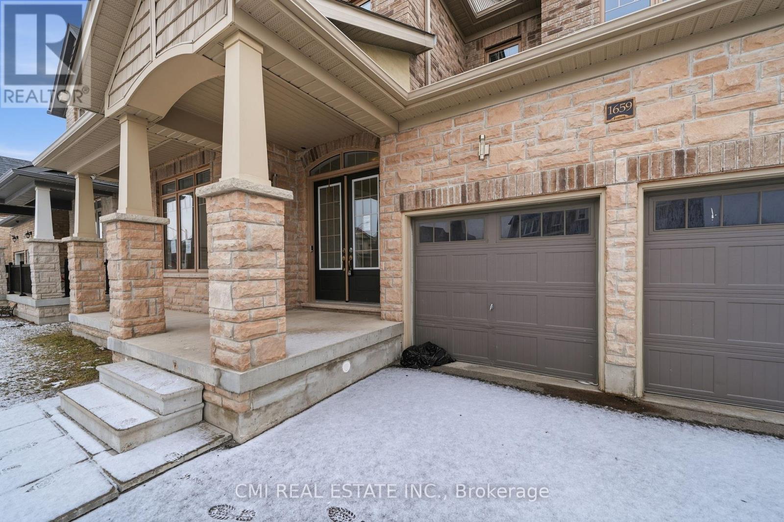 1659 Emberton Way, Innisfil, Ontario  L9S 0N4 - Photo 3 - N12924134