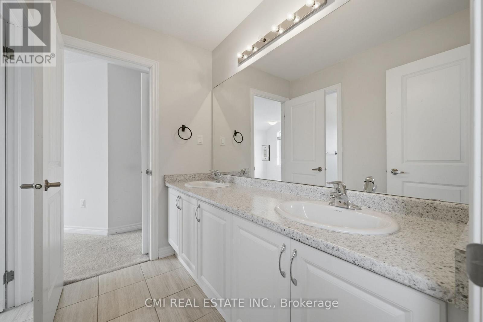 1659 Emberton Way, Innisfil, Ontario  L9S 0N4 - Photo 32 - N12924134