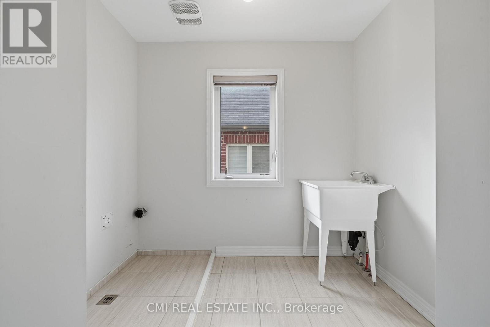 1659 Emberton Way, Innisfil, Ontario  L9S 0N4 - Photo 36 - N12924134