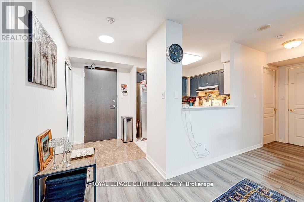 606 - 29 Northern Heights, Richmond Hill, Ontario L4B 4L8 - Photo 10 - N12924138