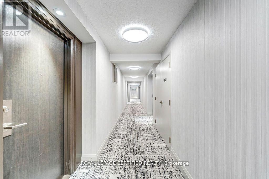 606 - 29 Northern Heights, Richmond Hill, Ontario L4B 4L8 - Photo 8 - N12924138