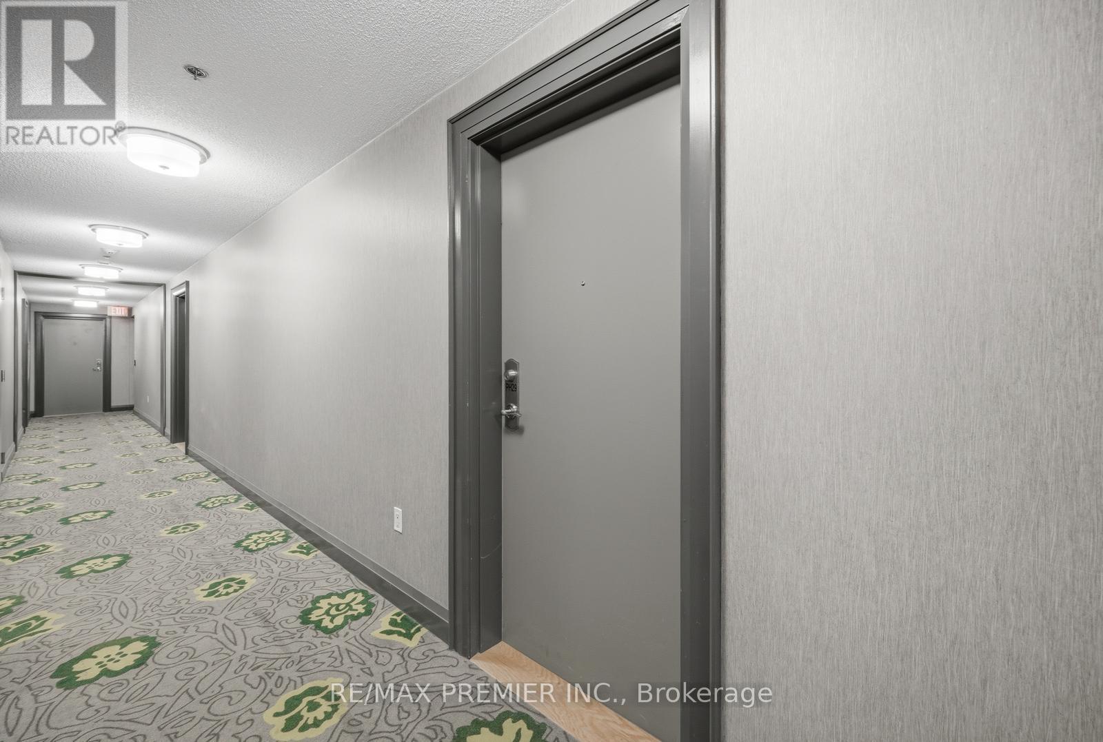 Ph29 - 28 Prince Regent Street, Markham, Ontario  L6C 0V5 - Photo 5 - N12924224