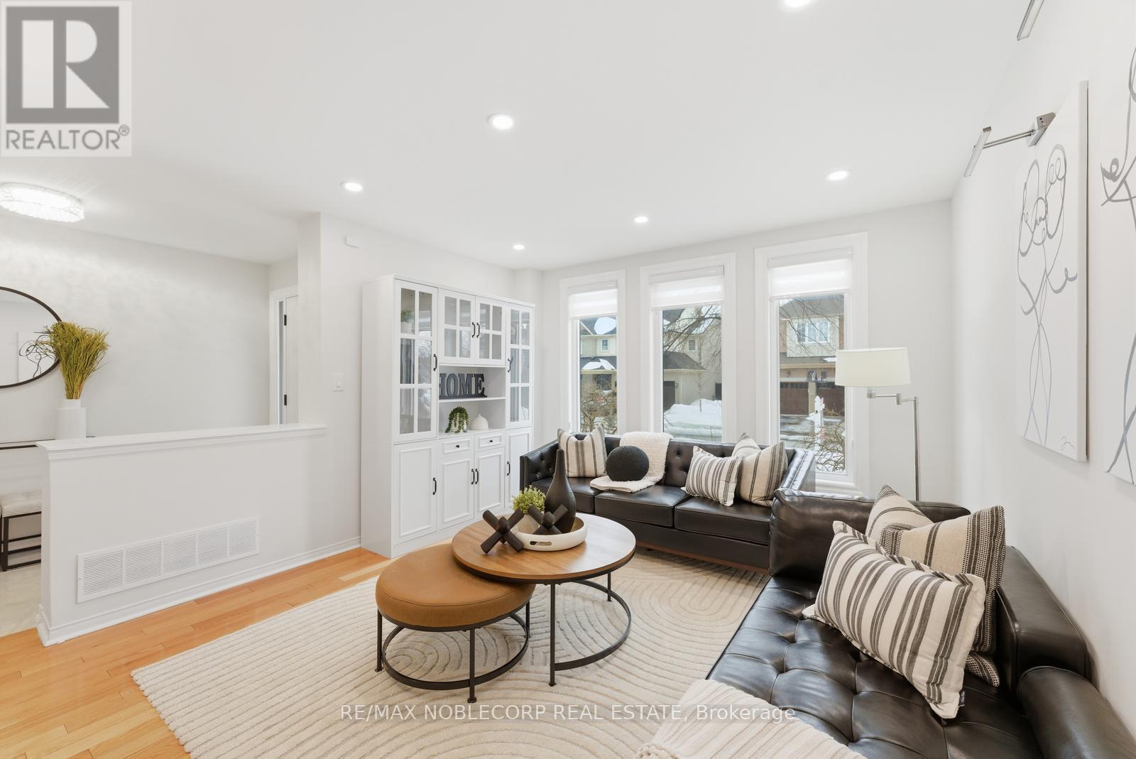 27 Treasure Road, Vaughan, Ontario  L6A 2Y7 - Photo 11 - N12924230