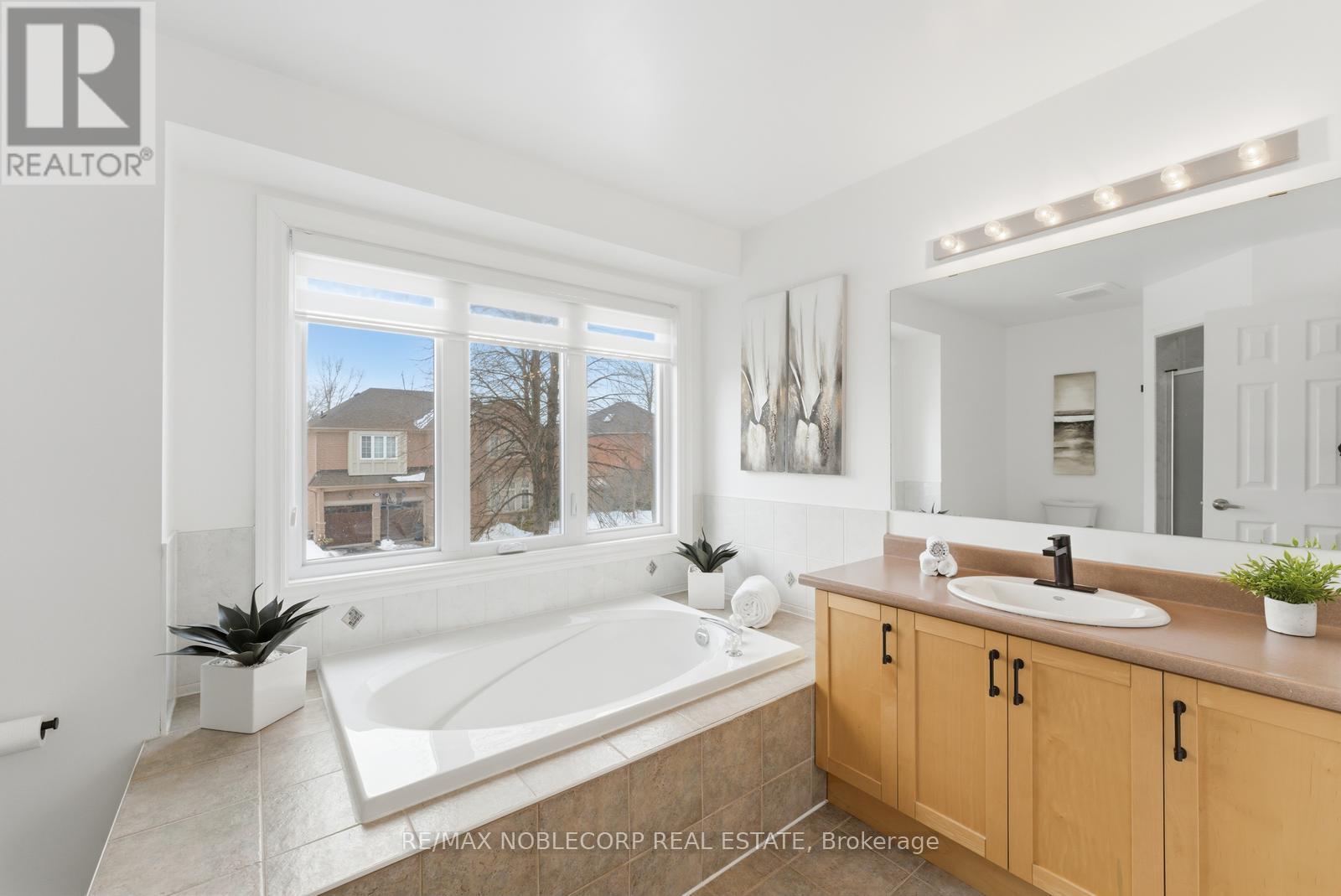 27 Treasure Road, Vaughan, Ontario  L6A 2Y7 - Photo 31 - N12924230