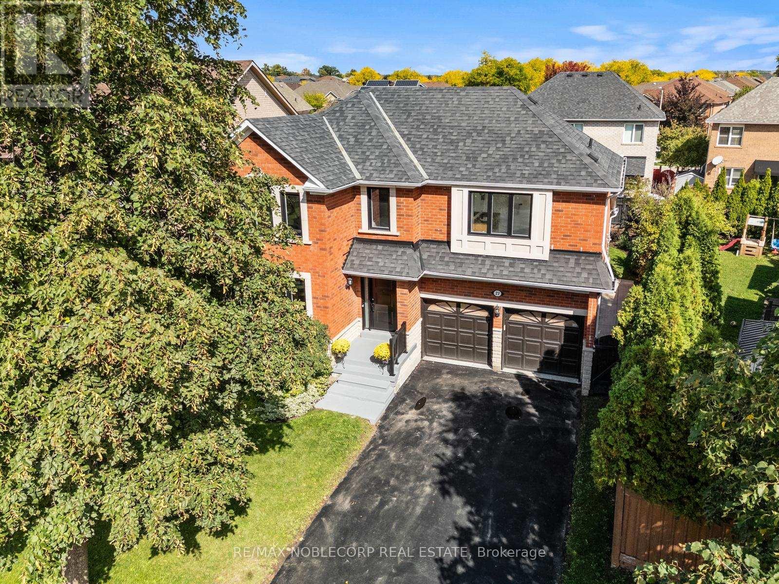 27 Treasure Road, Vaughan, Ontario  L6A 2Y7 - Photo 5 - N12924230