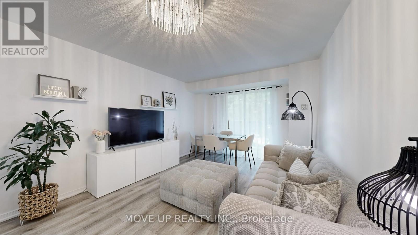 225 - 3 Ellesmere Street, Richmond Hill, Ontario L4B 4N2 - Photo 2 - N12924298