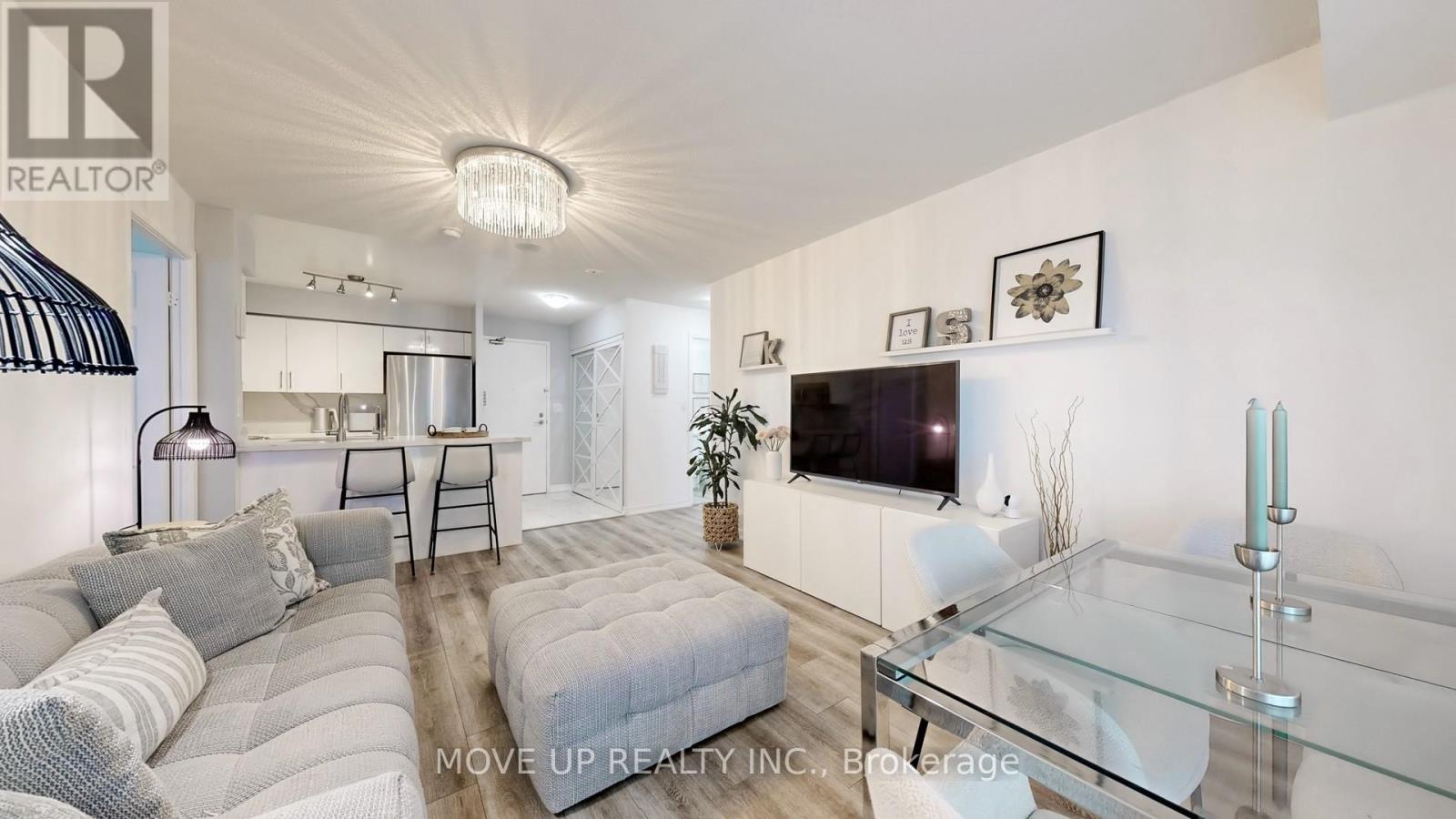 225 - 3 Ellesmere Street, Richmond Hill, Ontario L4B 4N2 - Photo 6 - N12924298