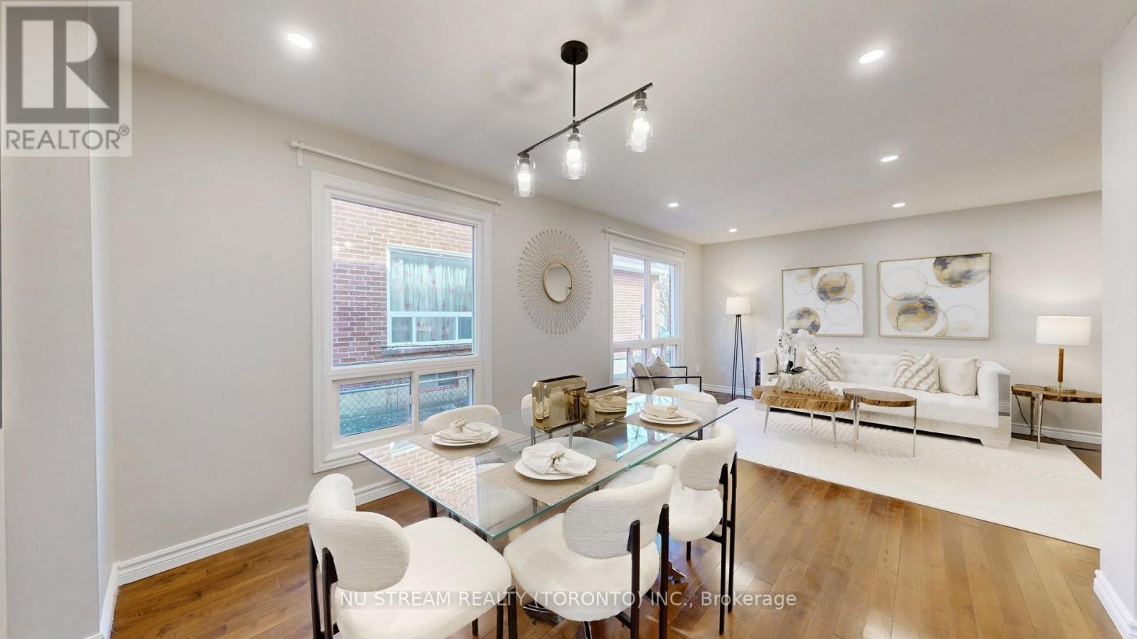 26 Trothen Circle, Markham, Ontario  L3P 4H5 - Photo 10 - N12924380