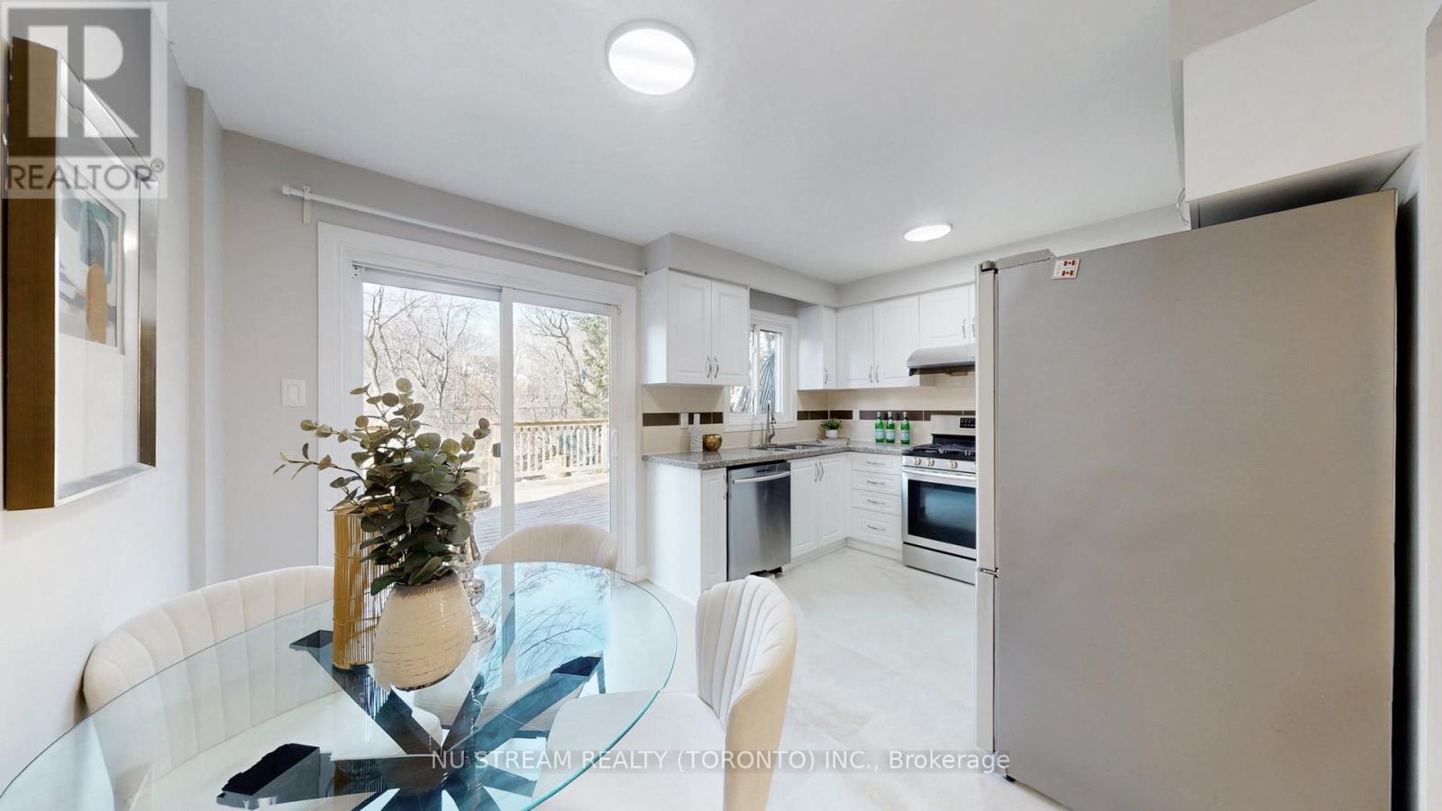 26 Trothen Circle, Markham, Ontario  L3P 4H5 - Photo 16 - N12924380