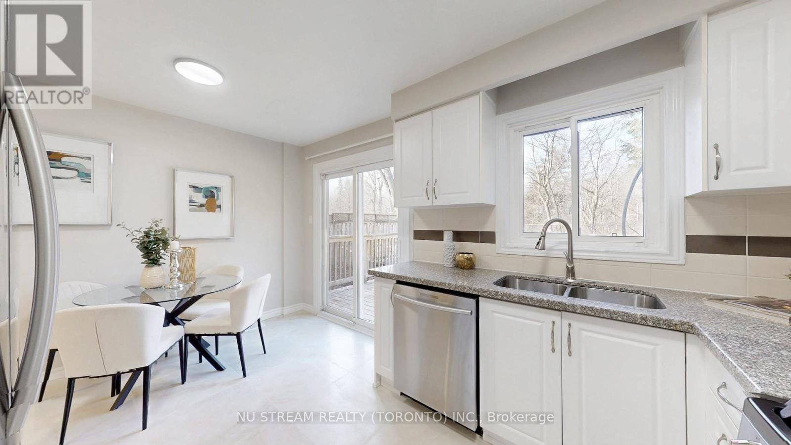 26 Trothen Circle, Markham, Ontario  L3P 4H5 - Photo 18 - N12924380