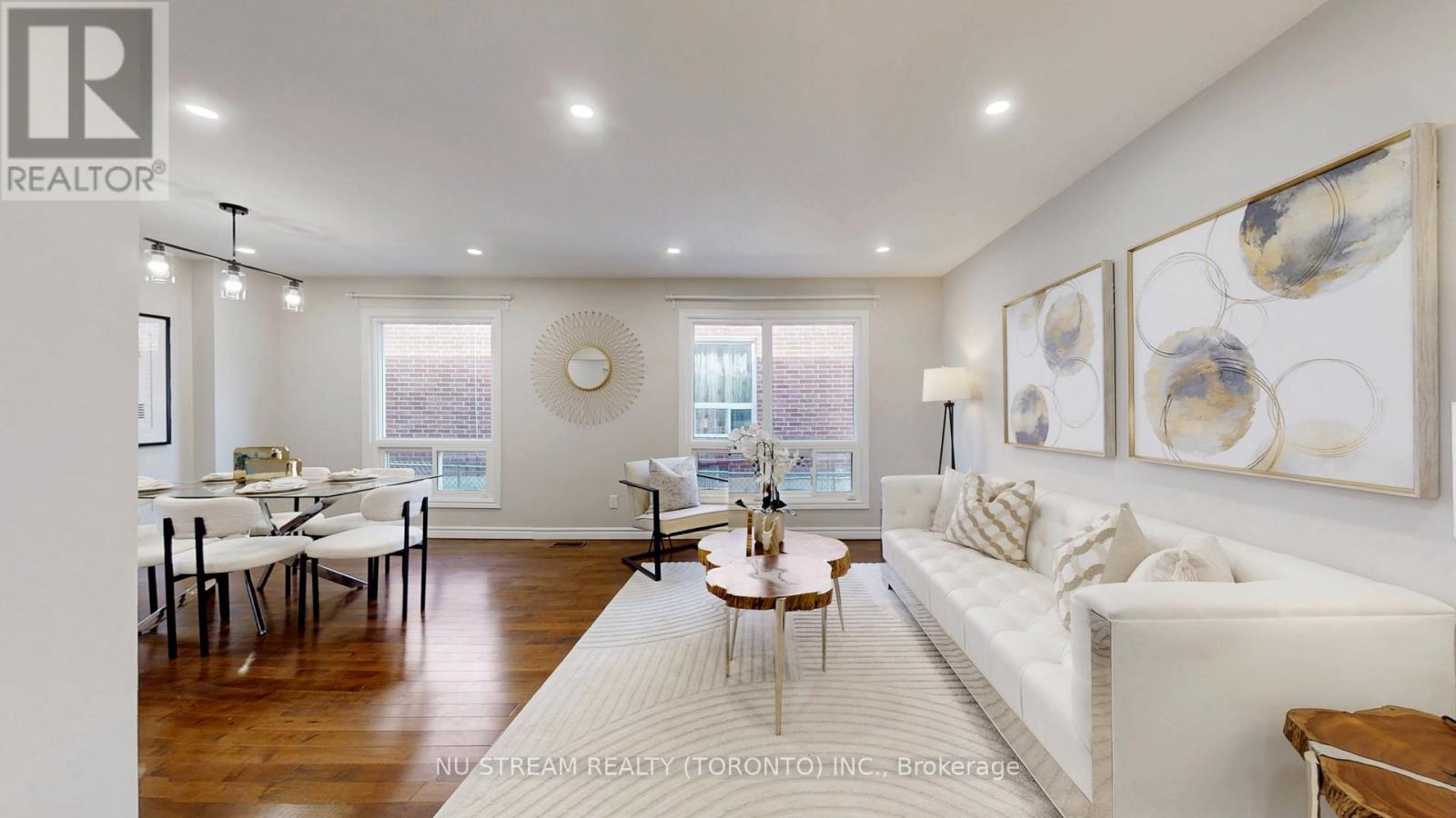 26 Trothen Circle, Markham, Ontario  L3P 4H5 - Photo 4 - N12924380